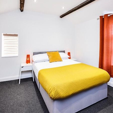 Blackpool Luxury Apartments Екстер'єр фото