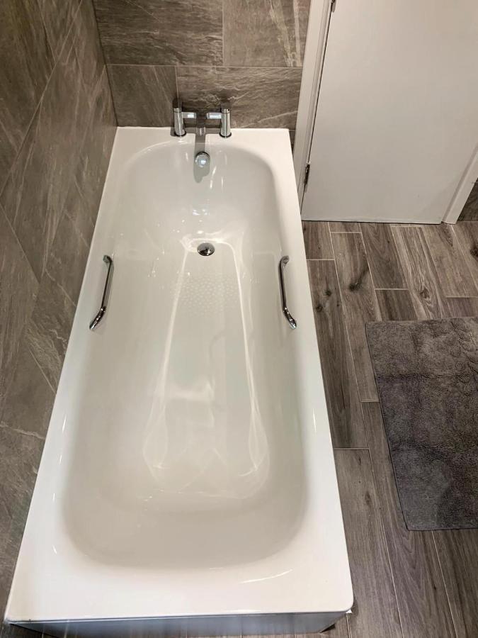 Blackpool Luxury Apartments Екстер'єр фото