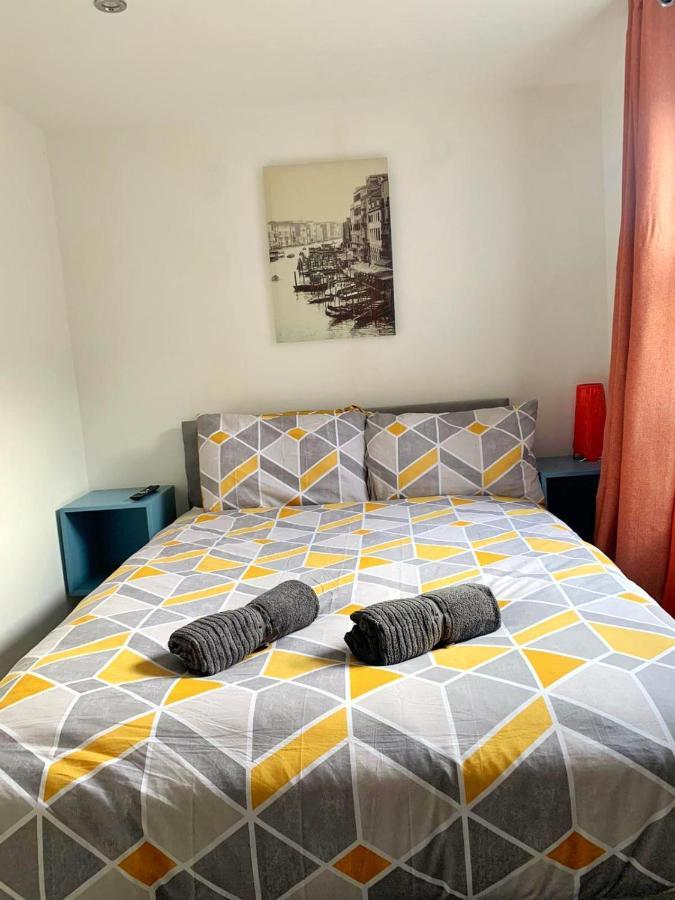 Blackpool Luxury Apartments Екстер'єр фото