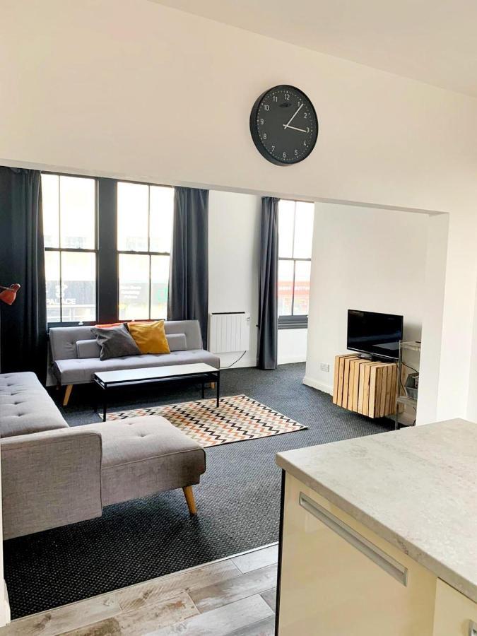 Blackpool Luxury Apartments Екстер'єр фото